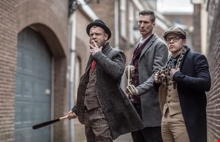 supporting image for Peaky Blinders - Blended learning
